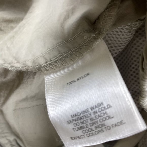 REI High Rise Belted Beige Cargo Hiking Shorts Women's Size Medium - Picture 4 of 9